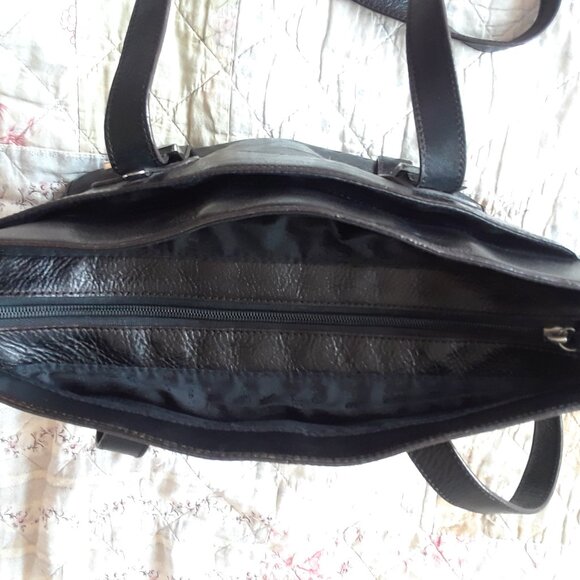 Vintage Etienne Aigner Leather Shoulder Bag - Picture 10 of 16